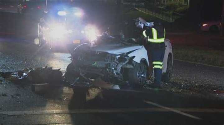 1 dead, 4 injured after Wednesday night crash in Wheaton, Maryland