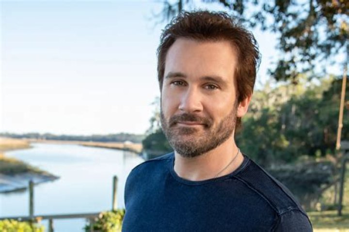 11 Astonishing Facts About Clive Standen