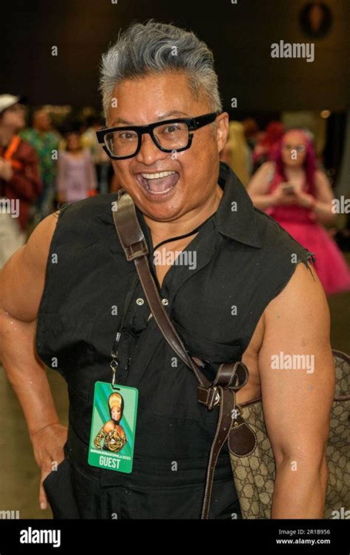 11 Extraordinary Facts About Alec Mapa