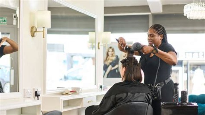11 Mind-blowing Facts About Hairdresser