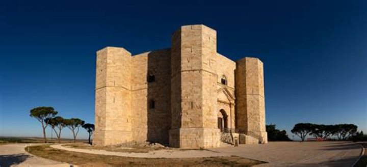 11 Surprising Facts About Castel Del Monte