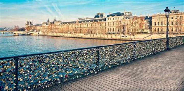 12 Parisian Love Quotes That Live On After Bridge Locks Gone