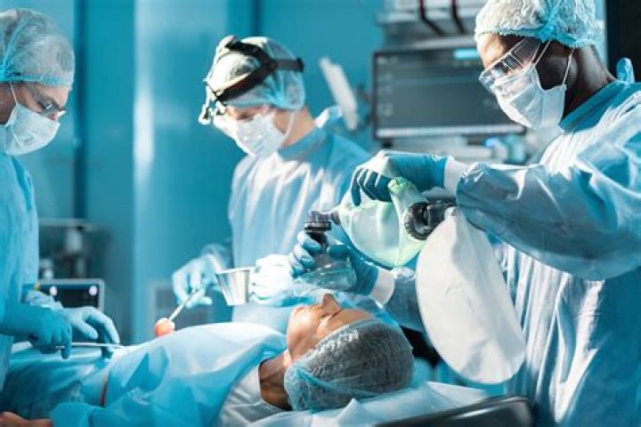 15 Fun Facts About Neurosurgeons