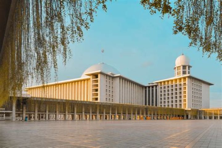 17 Astounding Facts About Istiqlal Mosque
