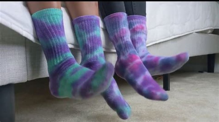 18 Captivating Facts About Tie-Dye Socks