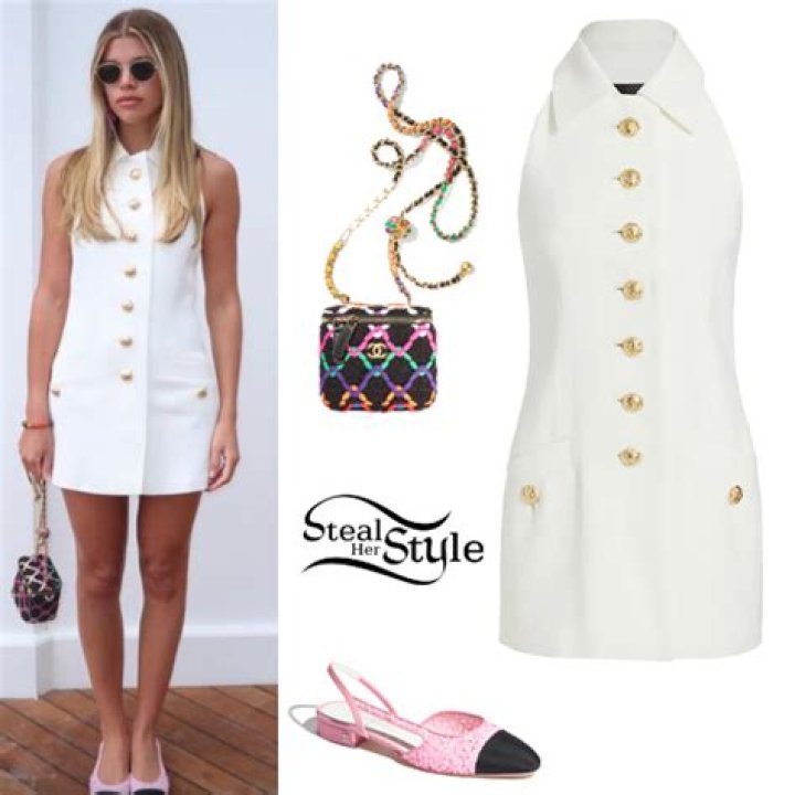 18522 Clothing Outfits | Page 124 of 1853 | Steal Her Style