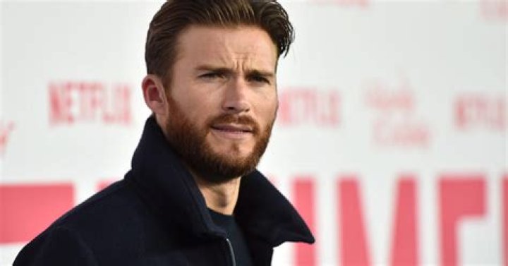 34 Facts about Scott Eastwood