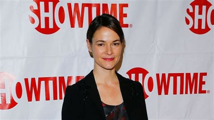 48 Facts About Leisha Hailey