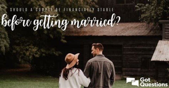 5 Reasons Why It's So Important To Be Financially Stable Before Starting A Serious Relationship (Or Getting Married!)
