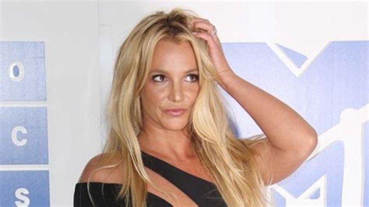 6 Majorly Insane Celebrity Sex Stories (As Told By Actual Celebs)