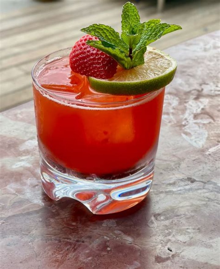 6 Next-Level Bourbon Smash Recipes From Bartenders