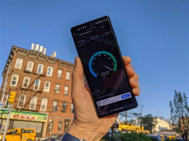 6 reasons not to get 5G service in 2022