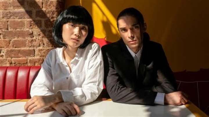 6 Signs Your Relationship Has Become A No-Win Power Struggle | Orna & Matthew Walters