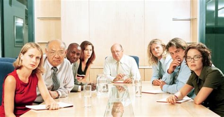 7 Ways to Handle Overly Critical or Judgemental People