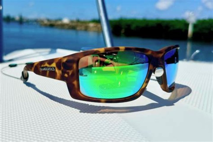9 Best Fishing Sunglasses - Facts.net