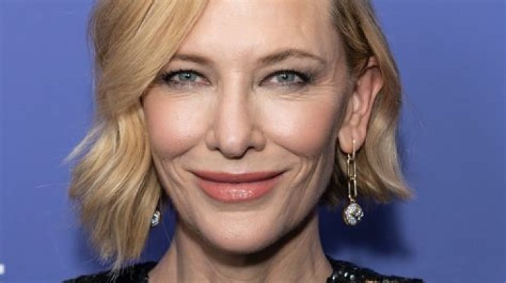 a history of Cate Blanchett's hairstyles 