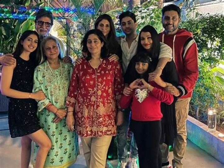 Agastya Nanda Age, Girlfriend, Bio, Family, Wiki, Net Worth