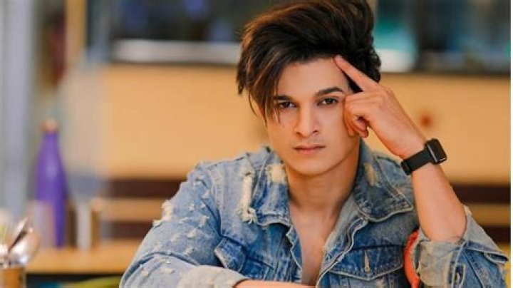 Ajaz Ahmed Wiki, Biography, Age, Girlfriend, Family, Net Worth & More.