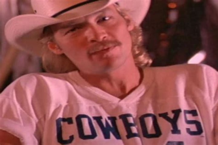 Alan Jackson Had to Fight His Record Label for 'Chattahoochee'