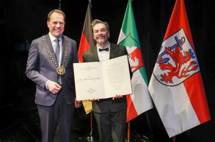 Alexander Kluge erhält Heinrich-Heine-Preis