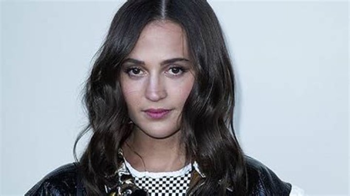 	Alicia Vikander Has Felt Unprotected Filming Nude Scenes: ‘I Should’ve Been Looked After’	