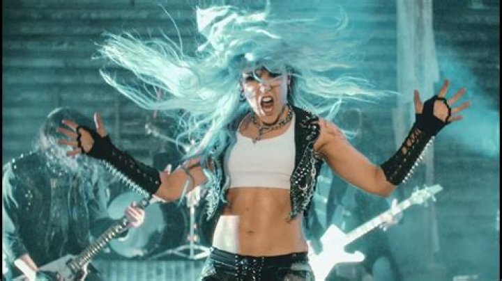 Alissa White-gluz Net Worth