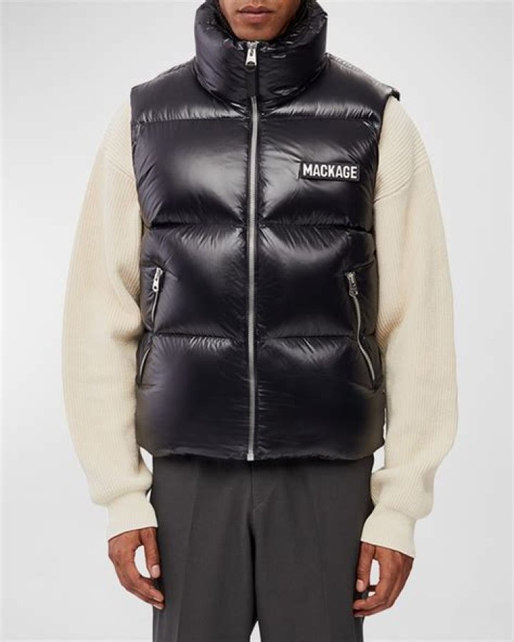 Amazon’s Best-Selling Puffer Vest Is on Sale for $37