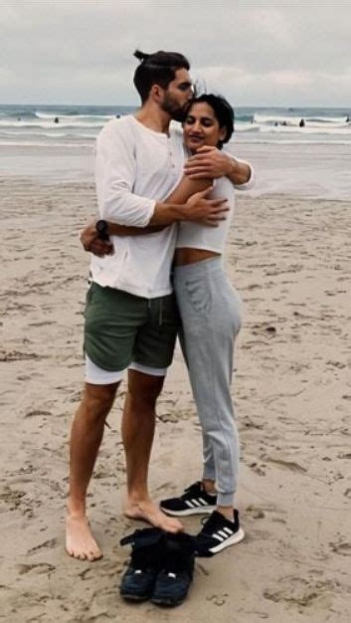 Amita Suman Boyfriend Johnny Thackway Is A Top Model From UK