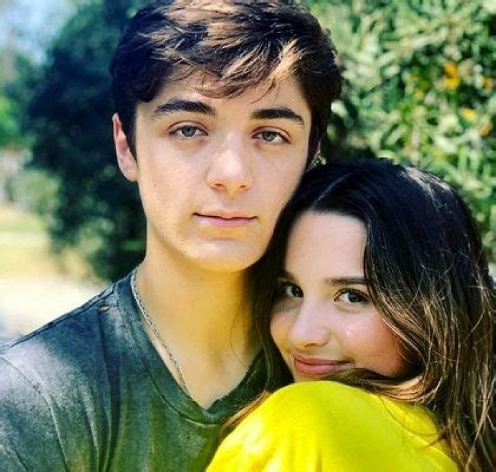 Asher Angel Height, Weight, Age, Girlfriend, Biography & Family