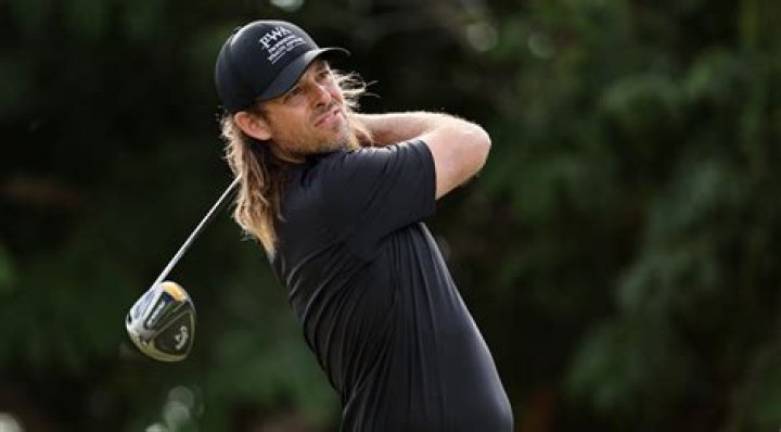 Baddeley back in the swing with PGA Tour victory