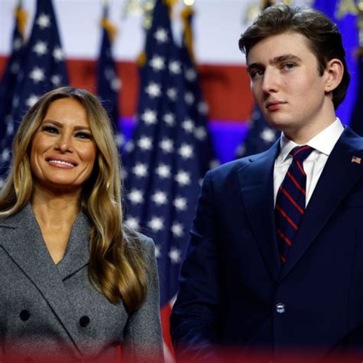 Barron Trump: Lives With His Partner - A Glimpse Into His Life