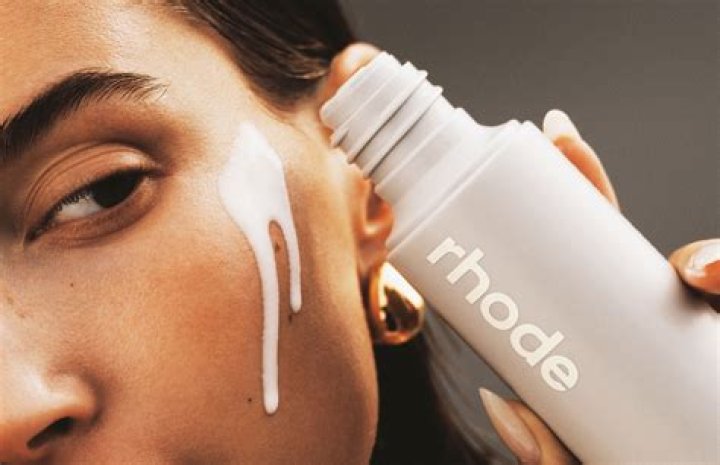 Beauty Editors Agree That Rhode’s Glazing Milk Is Effective