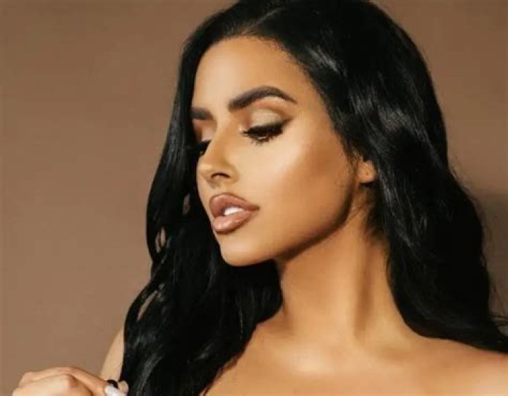 Biography of Abigail Ratchford