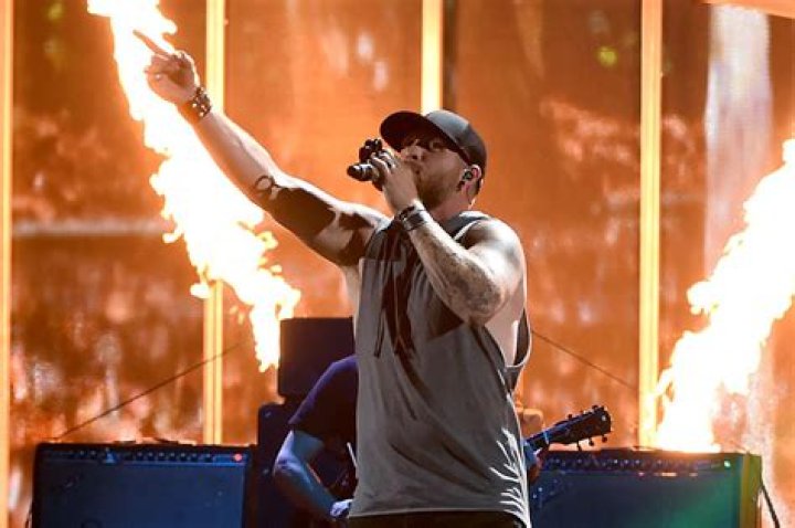 Brantley Gilbert Announces 2019 Not Like Us Tour Dates