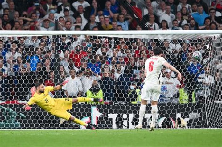Breaking down England’s penalty heartbreak: At 10.49pm, Maguire slashes penalty home. At 10.54pm, everything changes