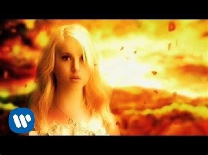 Brick by Boring Brick by Paramore Lyrics Meaning – Unveiling the Tale of Escapism and Reality