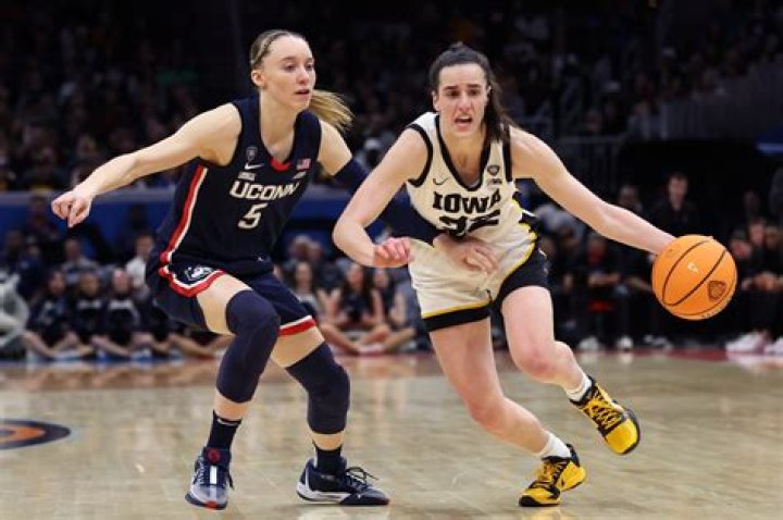 Caitlin Clark, Iowa Top Bueckers, UConn; LeBron, Angel Reese, More Question Late Foul | News, Scores, Highlights, Stats, and Rumors