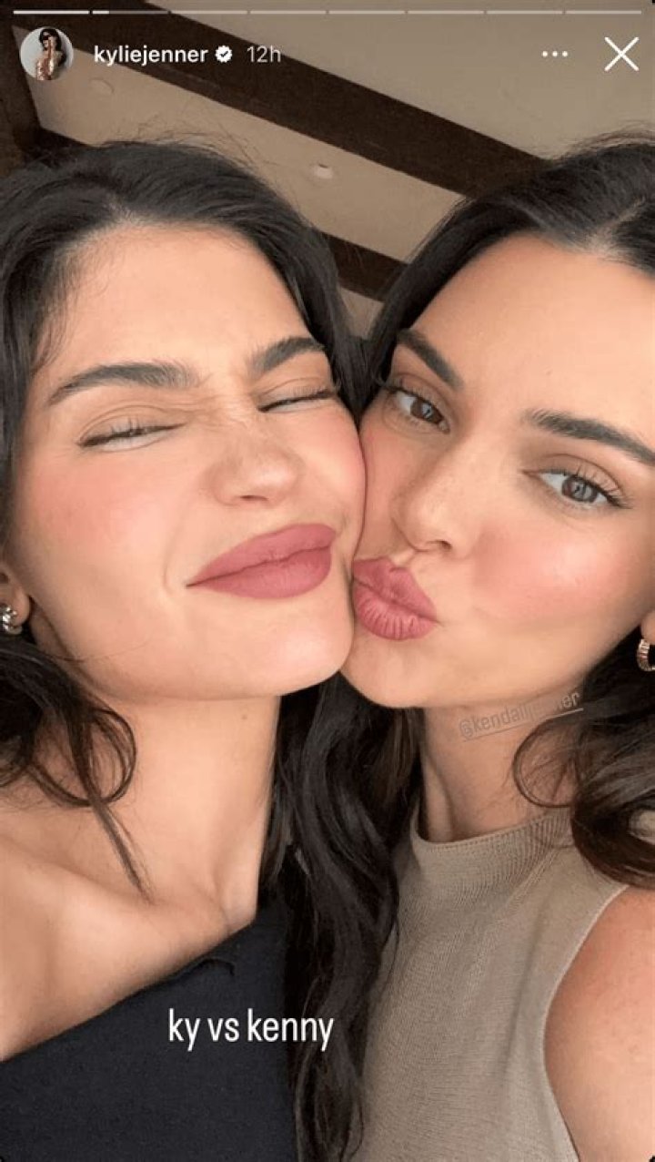 Caitlyn, Kendall, and Kylie Jenner Snap Selfie Together