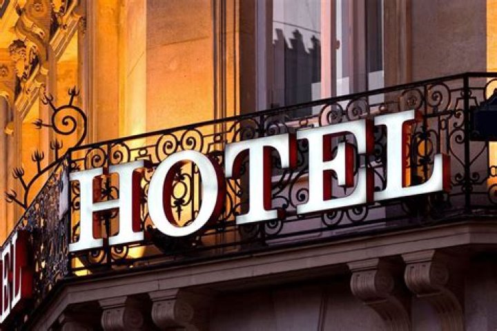 Can You Get A Refund If Your Hotel Has Roaches?