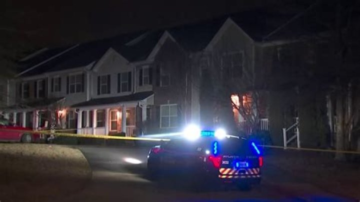 Cascade Parc townhomes shooting in southwest Atlanta