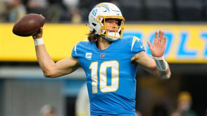 Chargers' Justin Herbert to Earn Record $100M in 2025, 1st Year of $262.5M Contract | News, Scores, Highlights, Stats, and Rumors