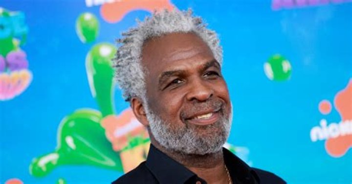 Charles Oakley Says He'd Rather Play with LeBron over 'Best Friend' Michael Jordan | News, Scores, Highlights, Stats, and Rumors