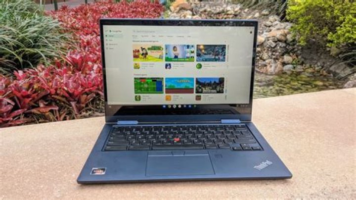 Chromebooks outsold iPads and MacBooks for the first time last quarter, led by strong school demand