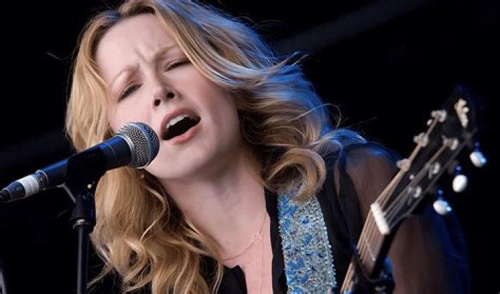 CNN - Allison Moorer: From Alabama to the Academy Awards