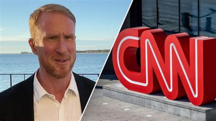 CNN.com - Review: 'Others' spooky, fine thriller