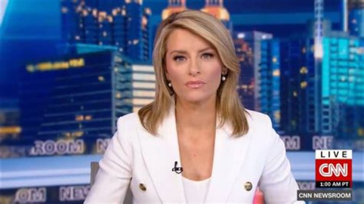 CNN.com - Santana branches out with Michelle