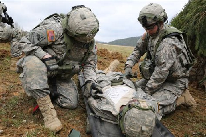 CNN.com - Wounded troops treated in Germany