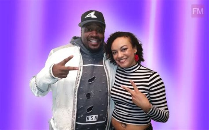 Corey Holcomb Wife: Insight Into Her Life