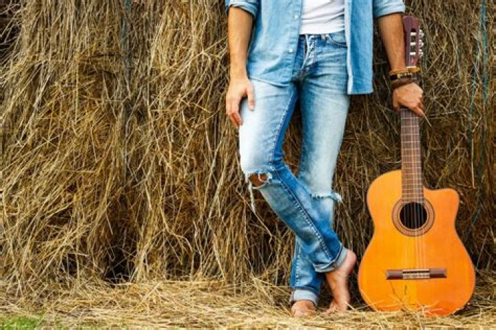 Country Music: 15 Fascinating Facts About the Genre