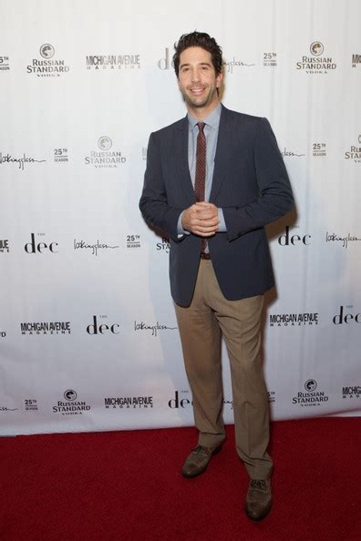 David Schwimmer Height Weight Body Stats